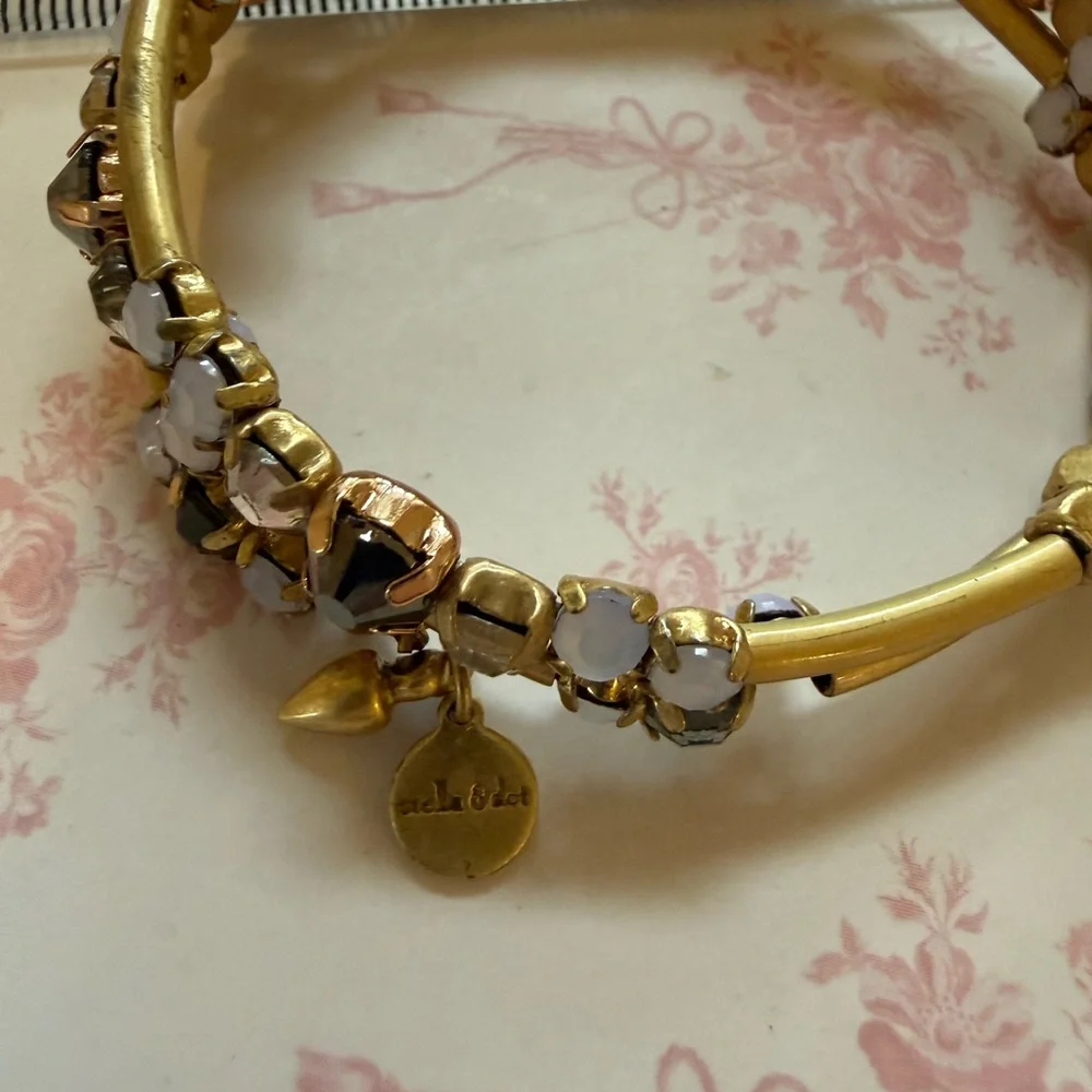 Stella & Dot Gold Bracelet with Black and White Beads - Picture 5 of 5